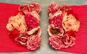 Pendientes Flamenca Dorados Flor Roja Vino - Pendientes de Moda taurina y  Flamenca :: Mapitas Shopper